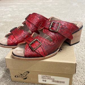 Freebird caprice red croc size 10